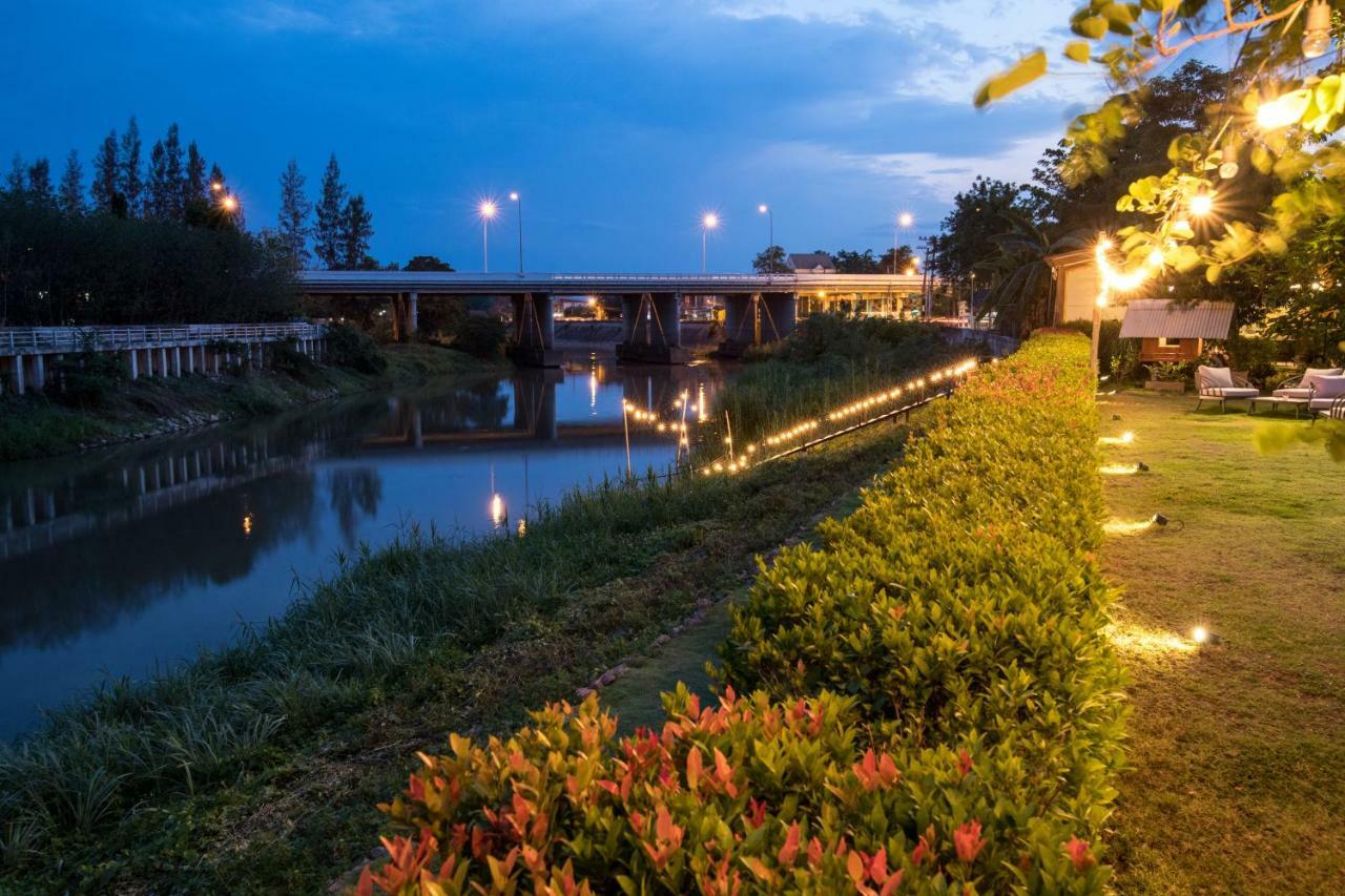 Hotel The Chiang Mai Riverside Extérieur photo